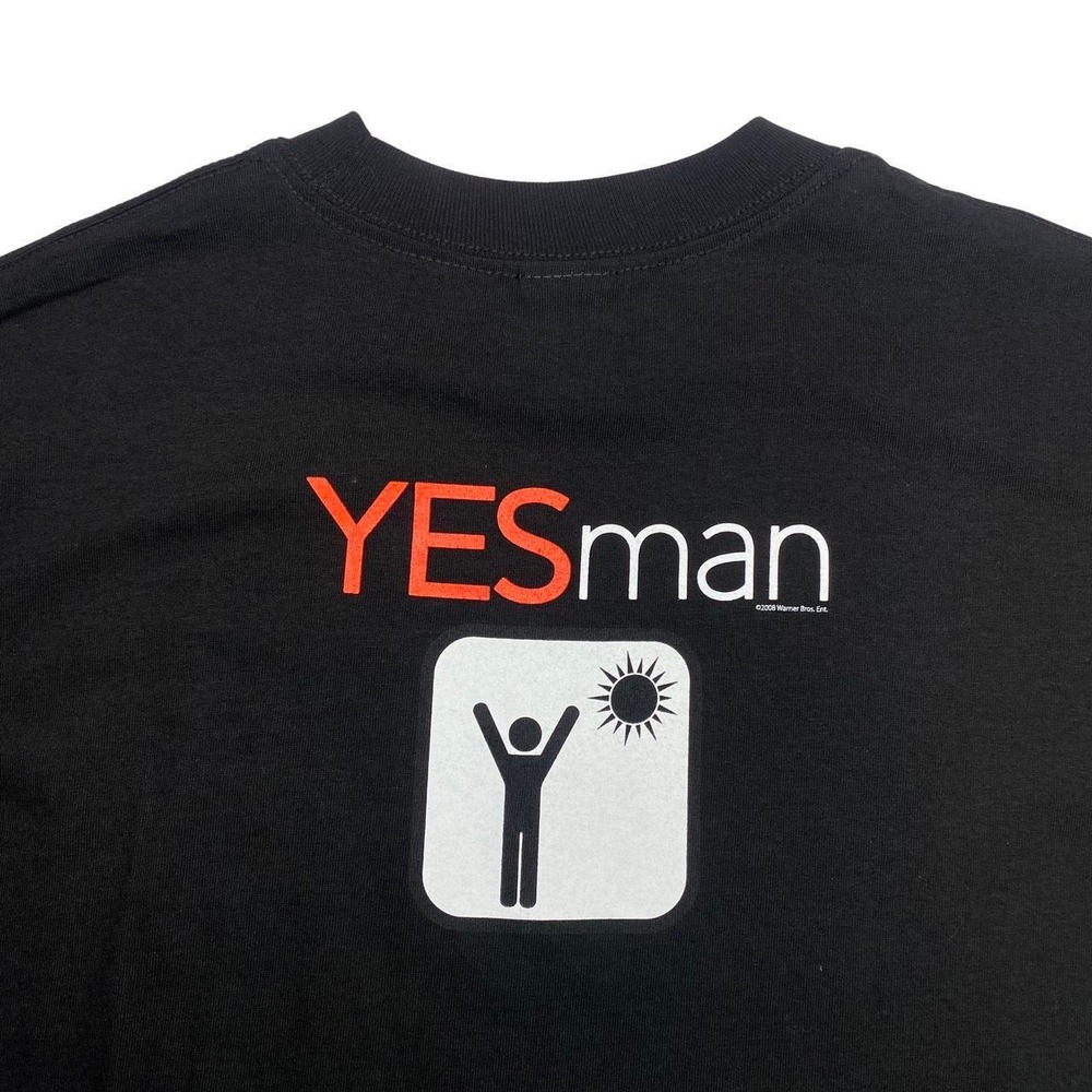 2000s Yes Man movie promo shirt Jim Carrey